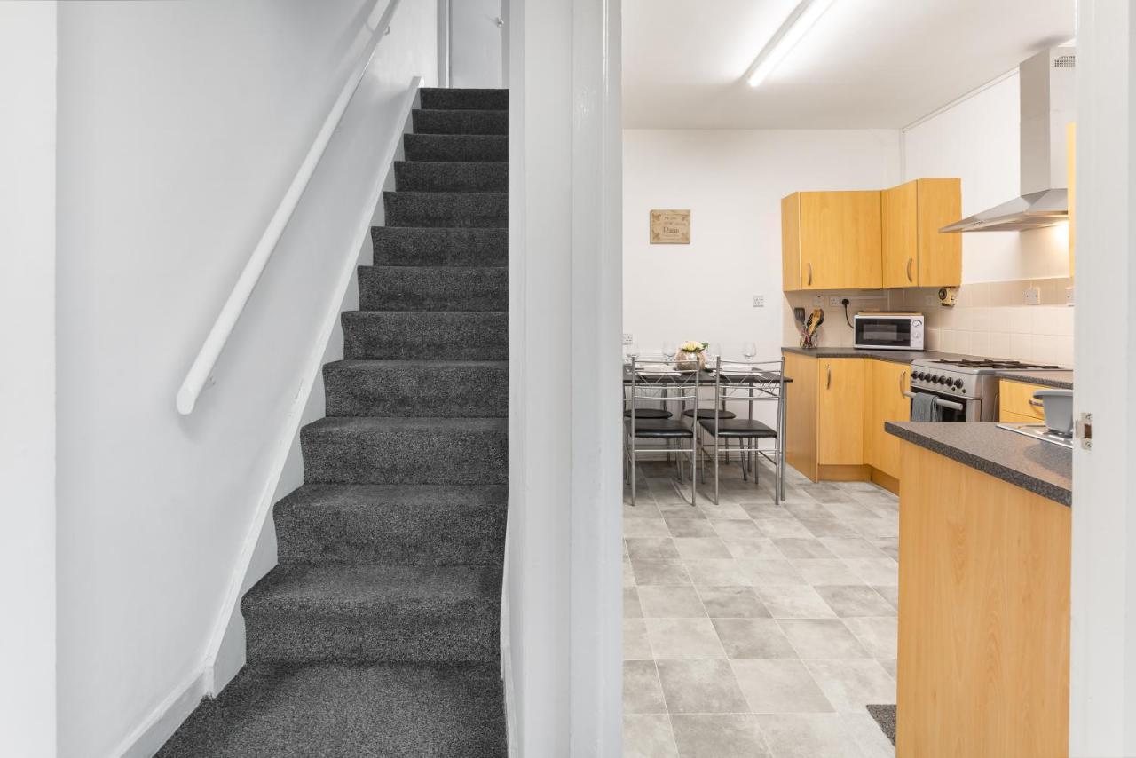 Comfortable Liverpool Townhouse - Free Parking Esterno foto